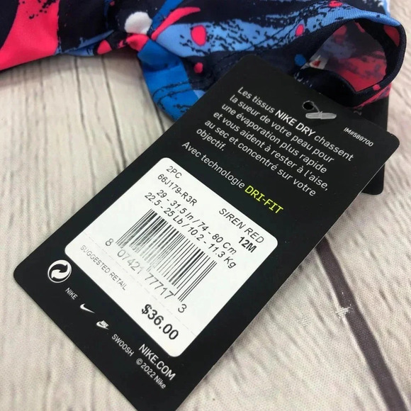 Nike T-Shirt & Shorts bright NWT activewear sportswear streetwear - Picture 7 of 8